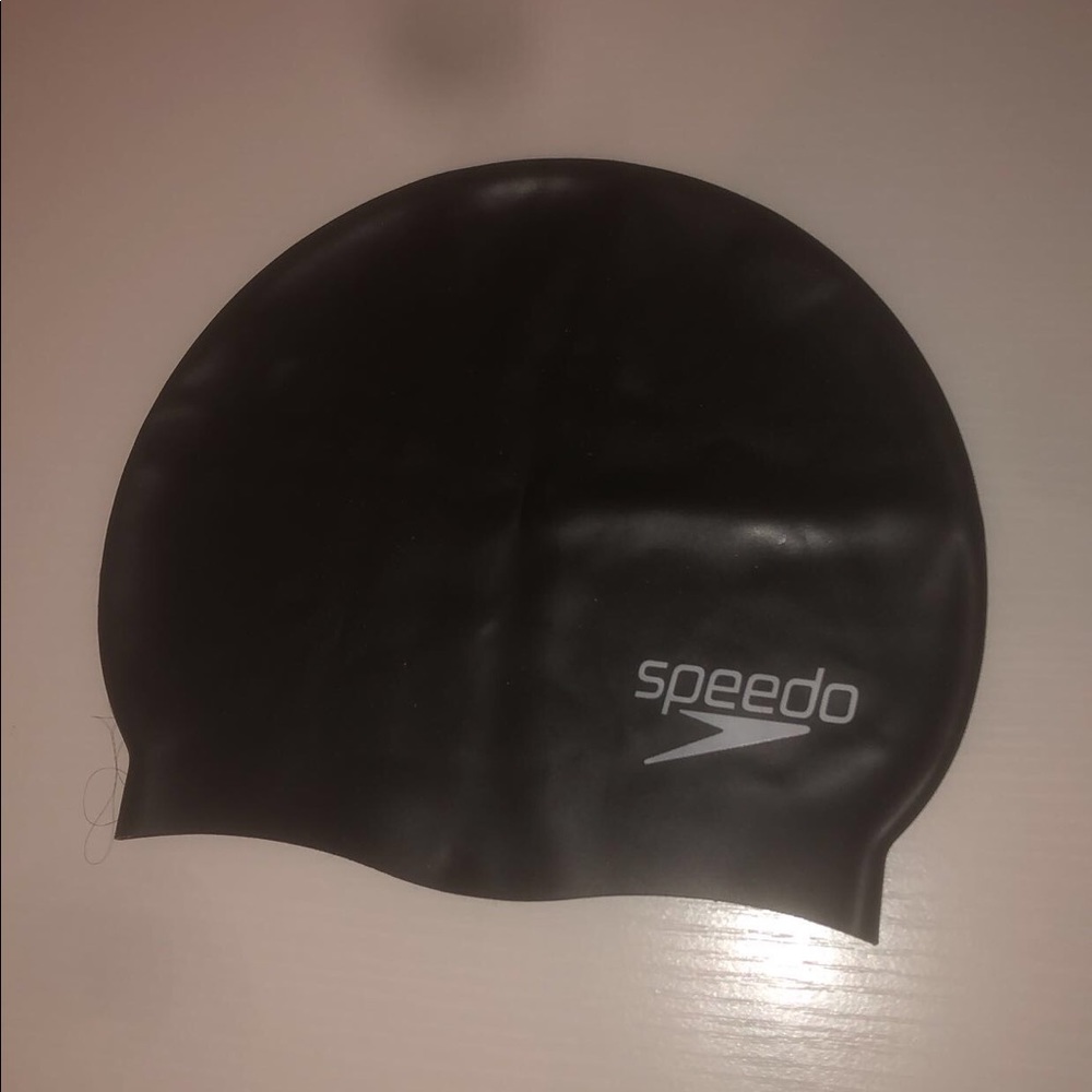 speedo swim cap ( never used )